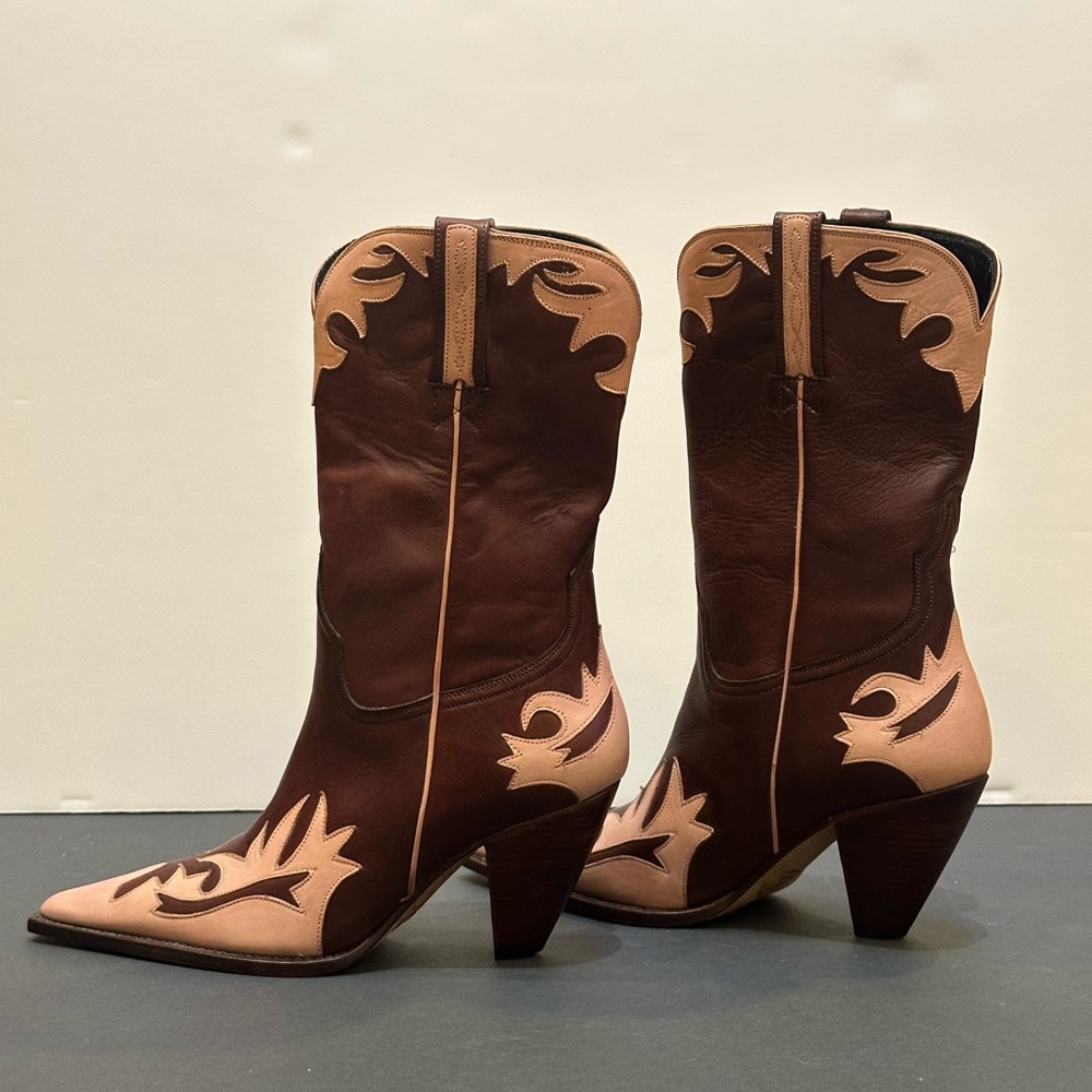 Lucchese Brown and Tan Two-Tone Pointed Toe Cowboy Boots - Picture 4 of 10